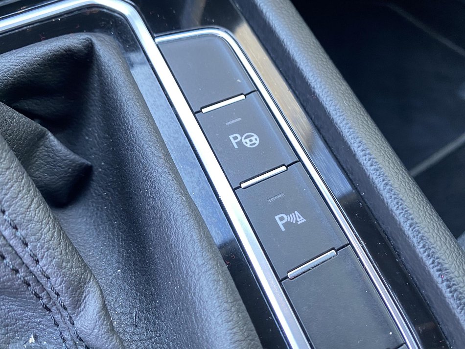 Volkswagen Passat 2.0TDI 