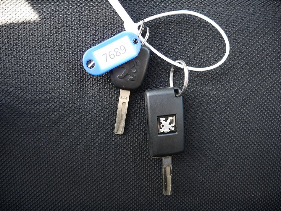 Peugeot 207 1.6 HDi 