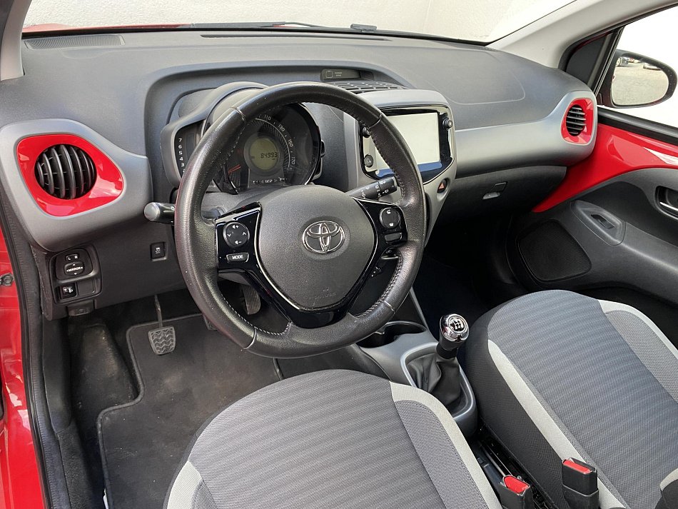 Toyota Aygo 1.0i X-play