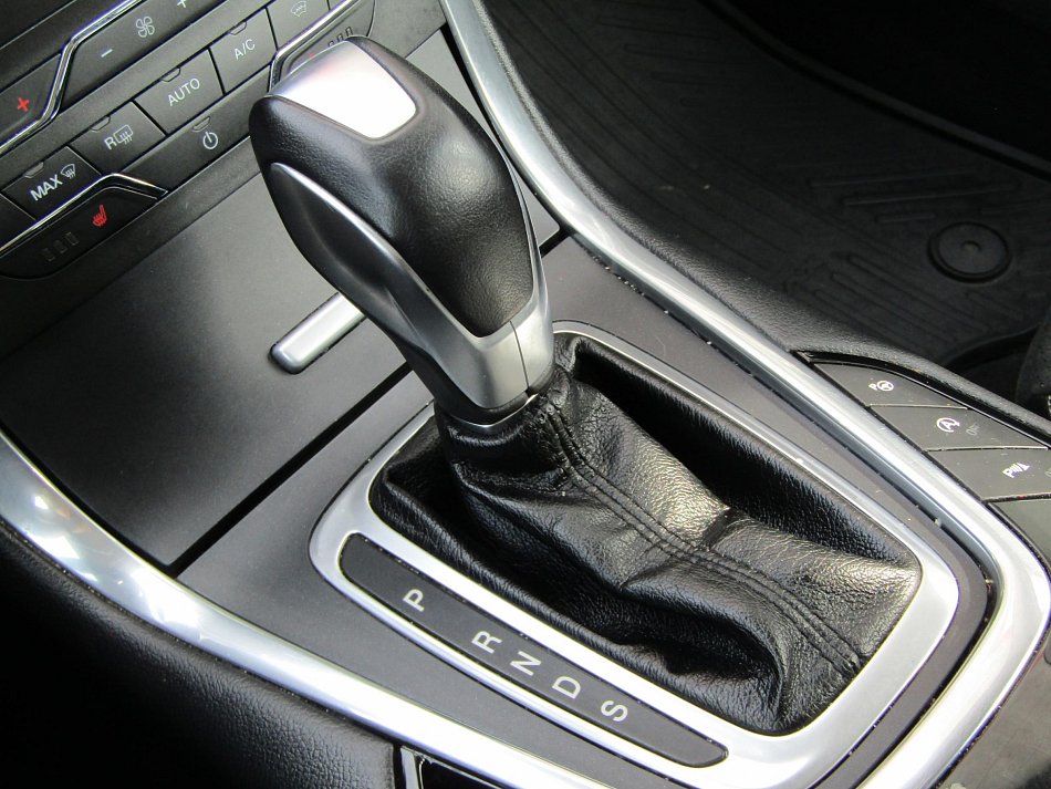 Ford S-MAX 2.0 TDCi  4x4, 7míst