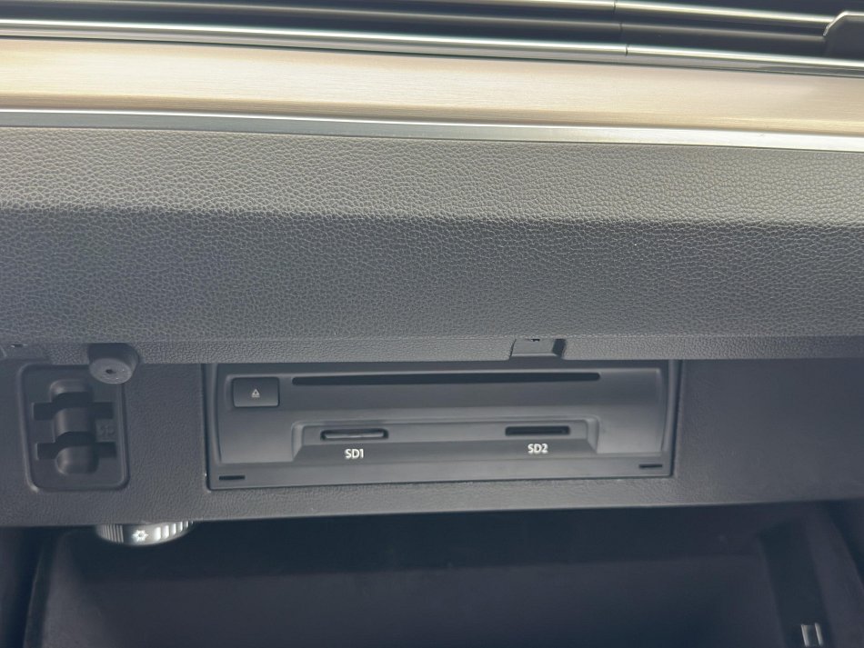 Volkswagen Passat 2.0 TDi 