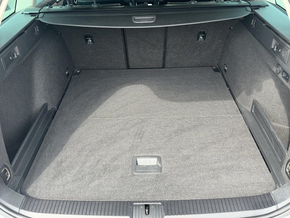 Volkswagen Passat 2.0 TDi 