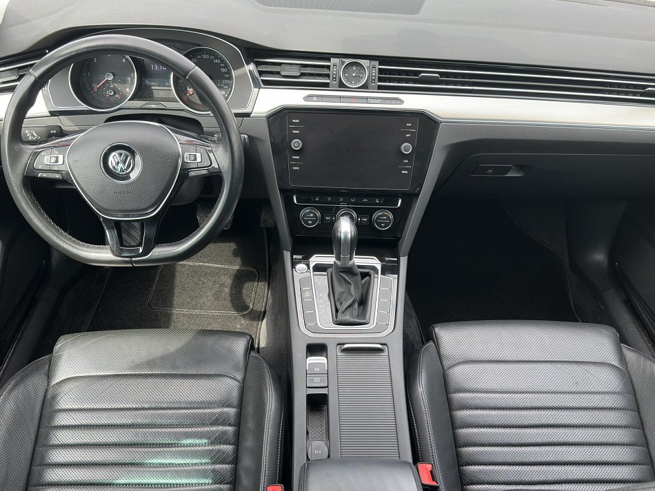 Volkswagen Passat 2.0 TDi 