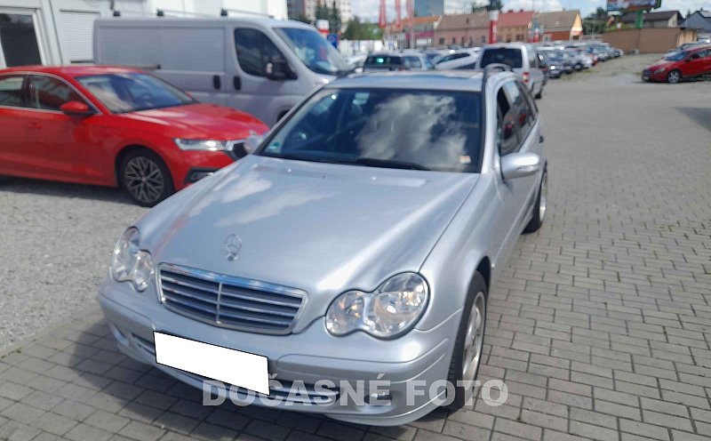 Mercedes-Benz Třída C 1.8 