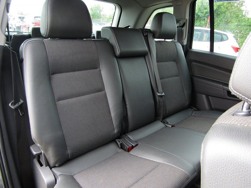 Opel Zafira 1.8 16 V  7 míst