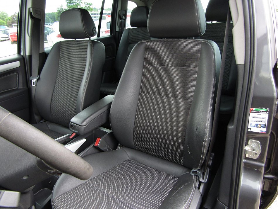 Opel Zafira 1.8 16 V  7 míst