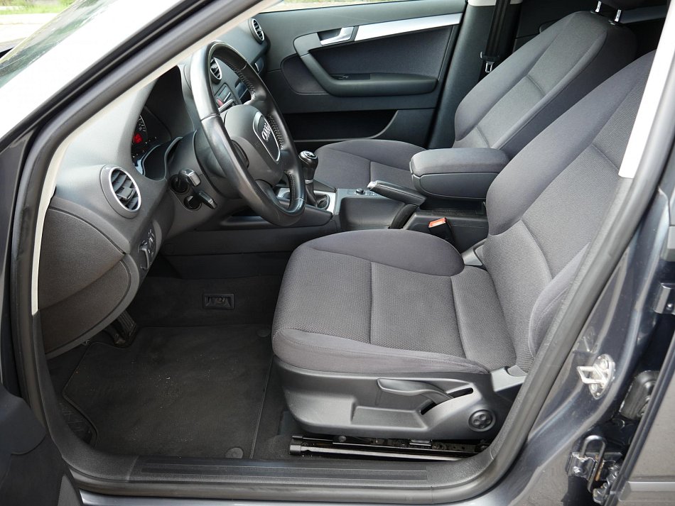 Audi A3 1.6FSi 