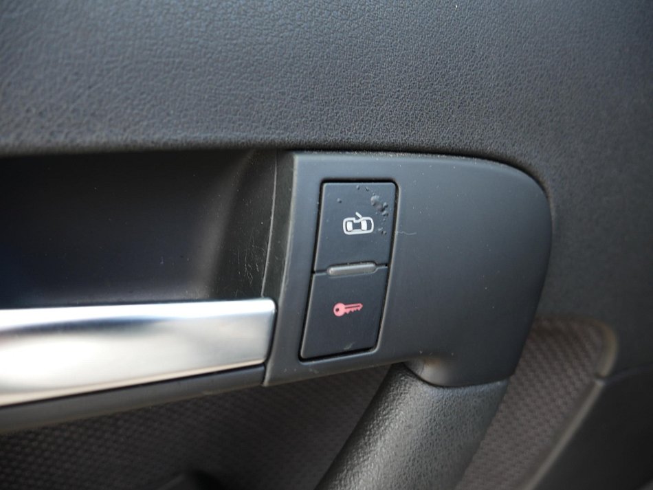 Audi A3 1.6FSi 