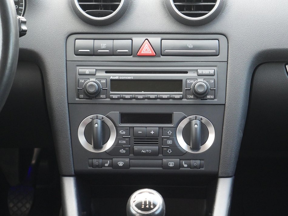 Audi A3 1.6FSi 