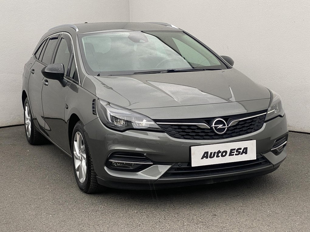 Opel Astra 1.2 T Sport