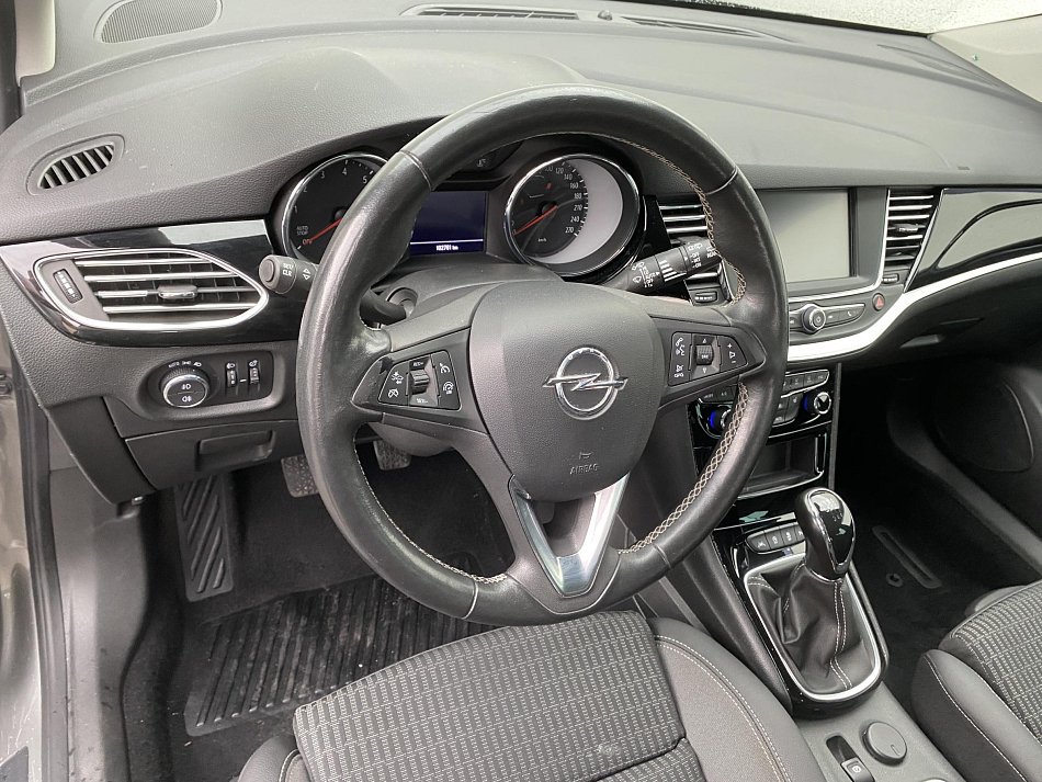 Opel Astra 1.2 T Sport