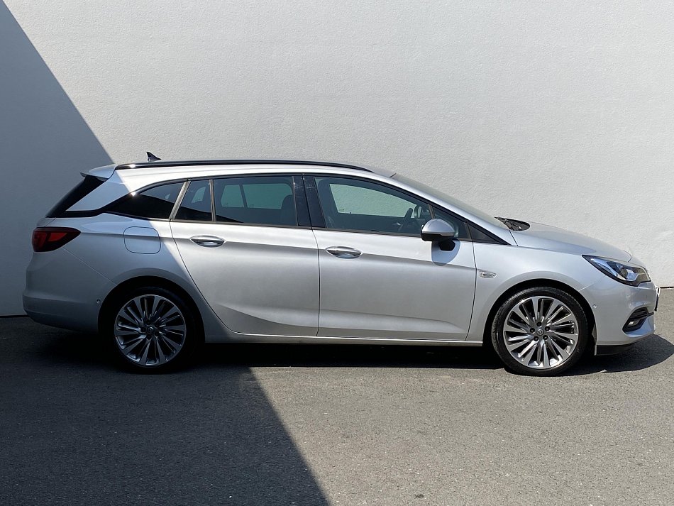 Opel Astra 1.5CDTi Dynamic