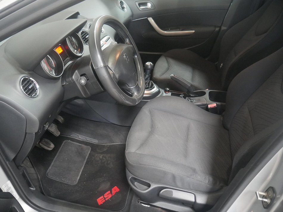 Peugeot 308 1.6i 