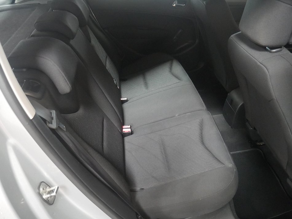 Peugeot 308 1.6i 