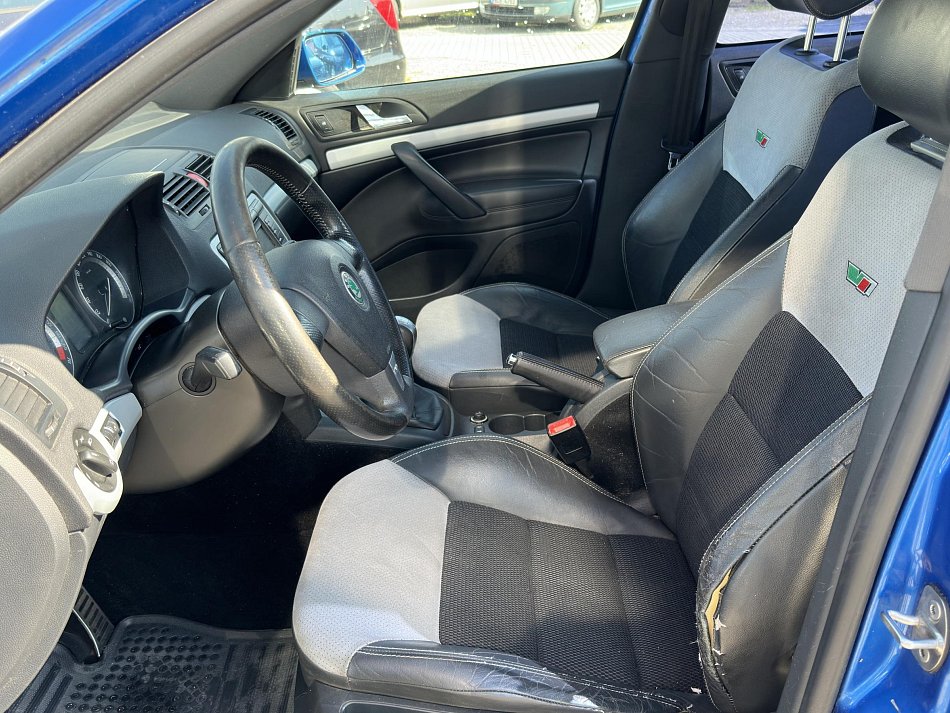 Škoda Octavia II 2.0 i 