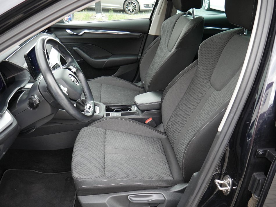 Škoda Octavia IV 1.5 TSi Style