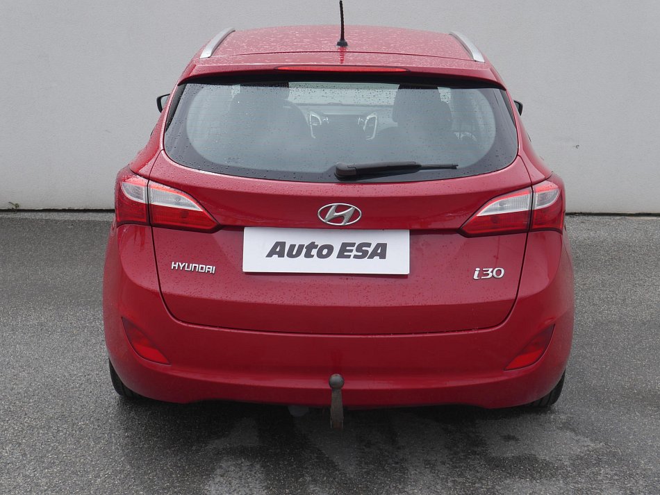Hyundai I30 1.6 i Trikolor