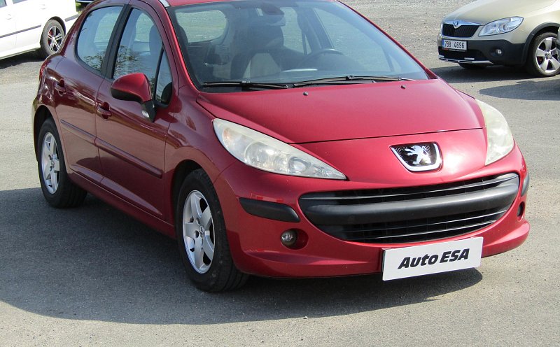 Peugeot 207 1.4 i 