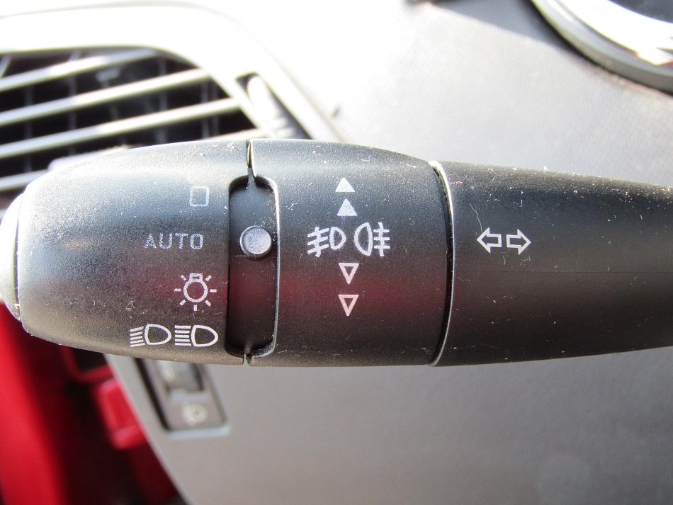 Peugeot 207 1.4 i 