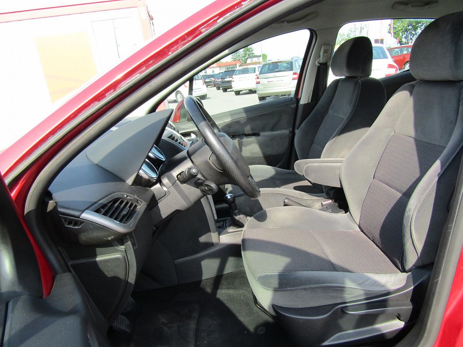 Peugeot 207 1.4 i 