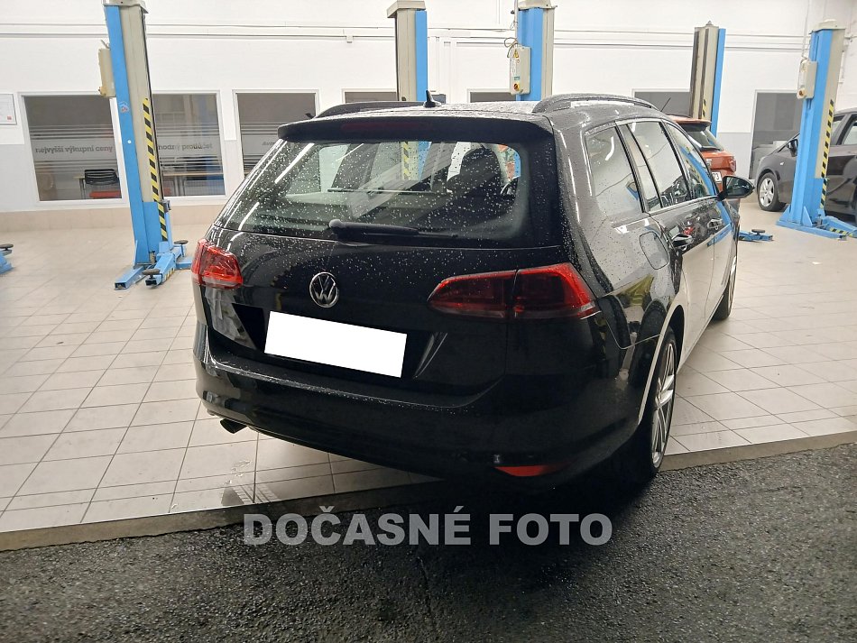 Volkswagen Golf 1.6 TDi 