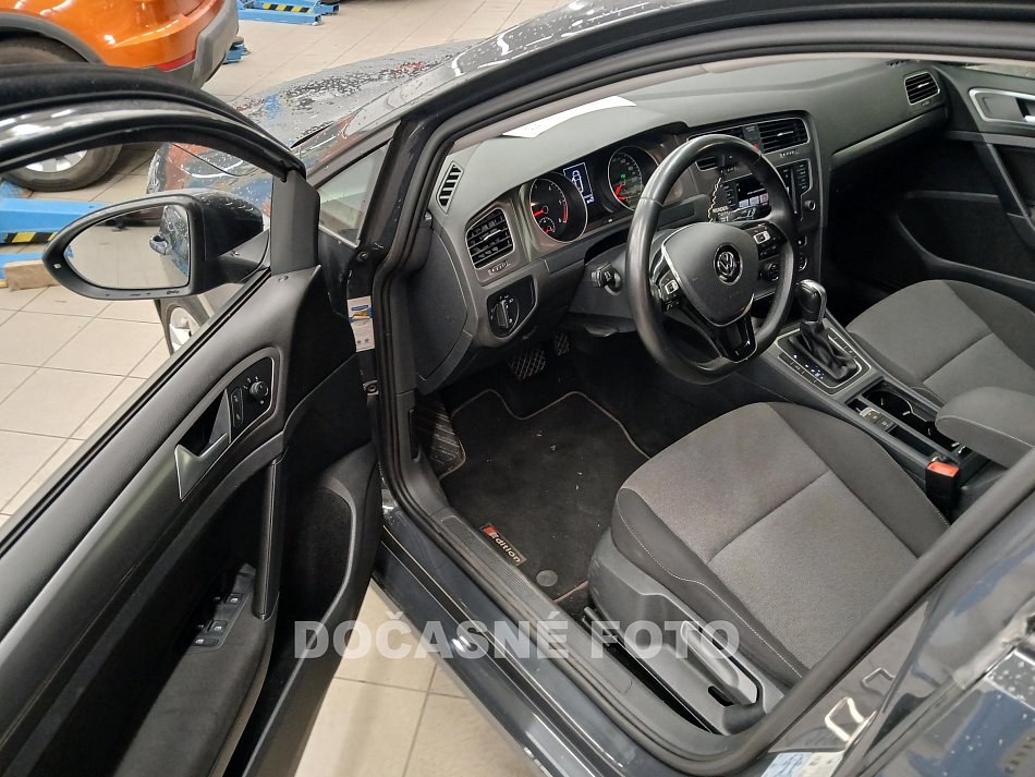 Volkswagen Golf 1.6 TDi 