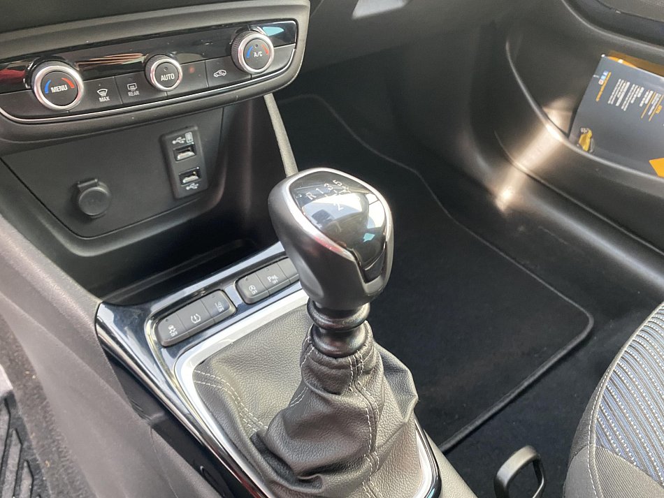 Opel Crossland X 1.2 T Edition 120