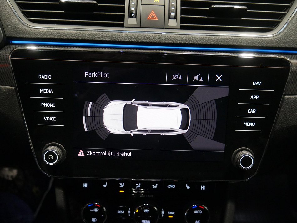 Škoda Superb III 2.0 TDi Ambition