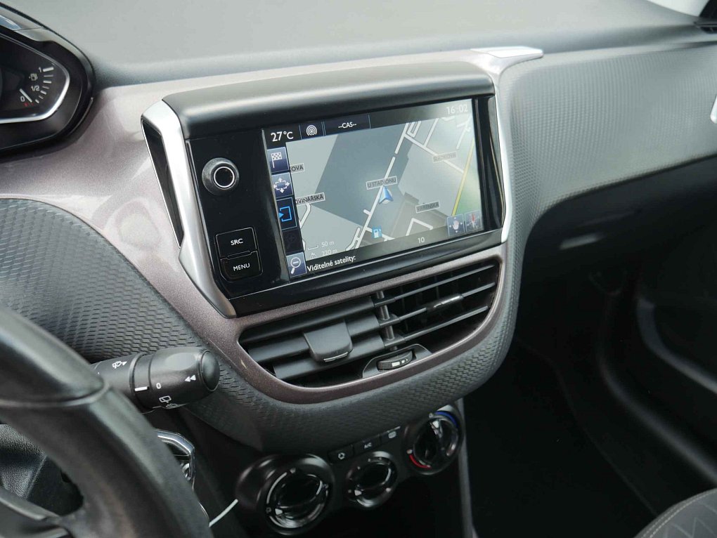 Peugeot 2008 1.2 PT 