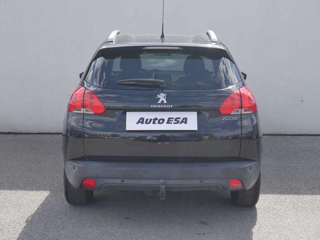 Peugeot 2008 1.2 PT 