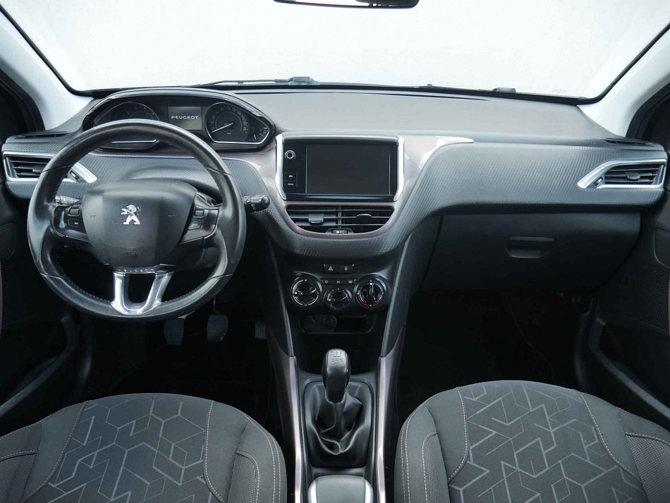 Peugeot 2008 1.2 PT 
