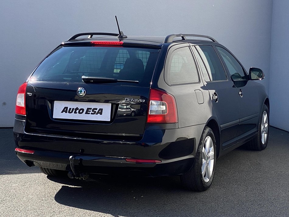 Škoda Octavia II 2.0 TDi Ambition