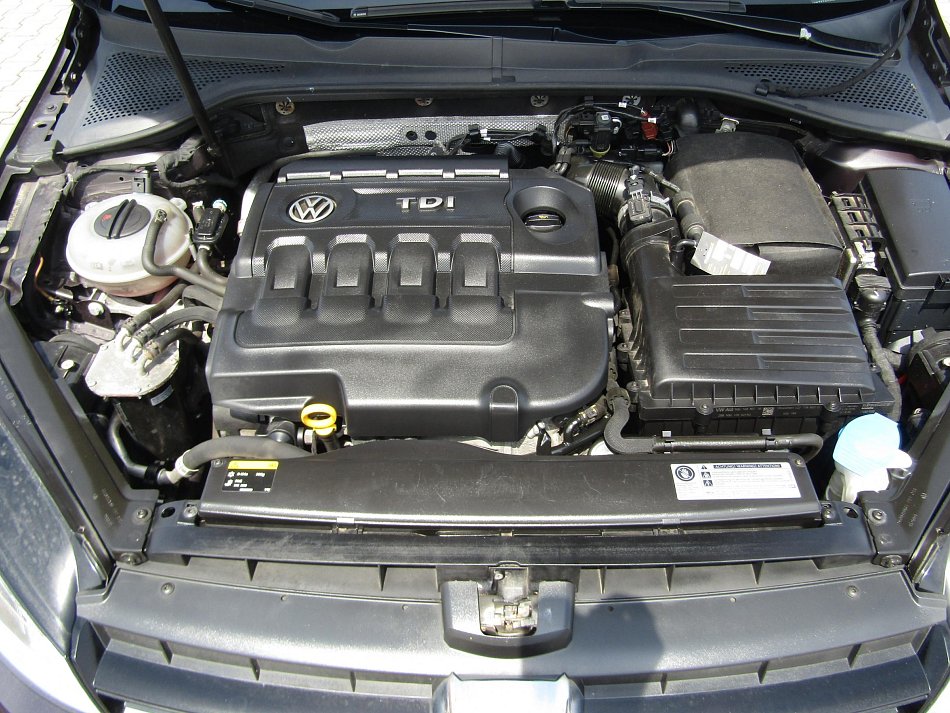 Volkswagen Golf 1.6 TDi Lounge