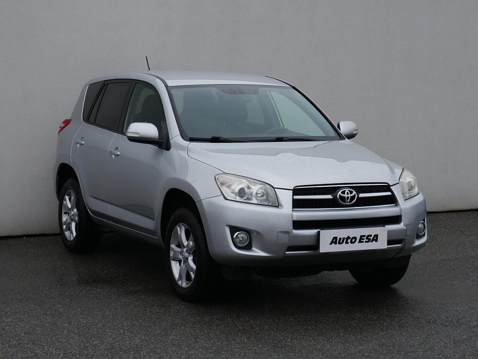 Toyota RAV4 2.0i  4x4
