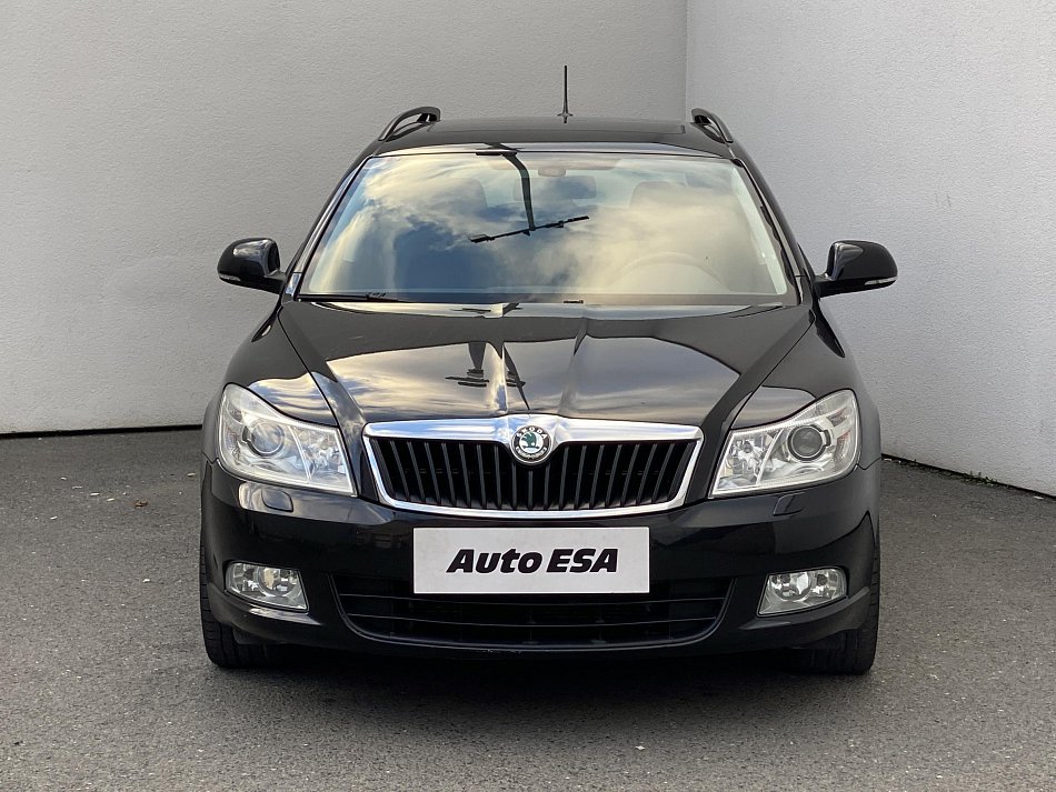 Škoda Octavia II 2.0 TDi Elegance