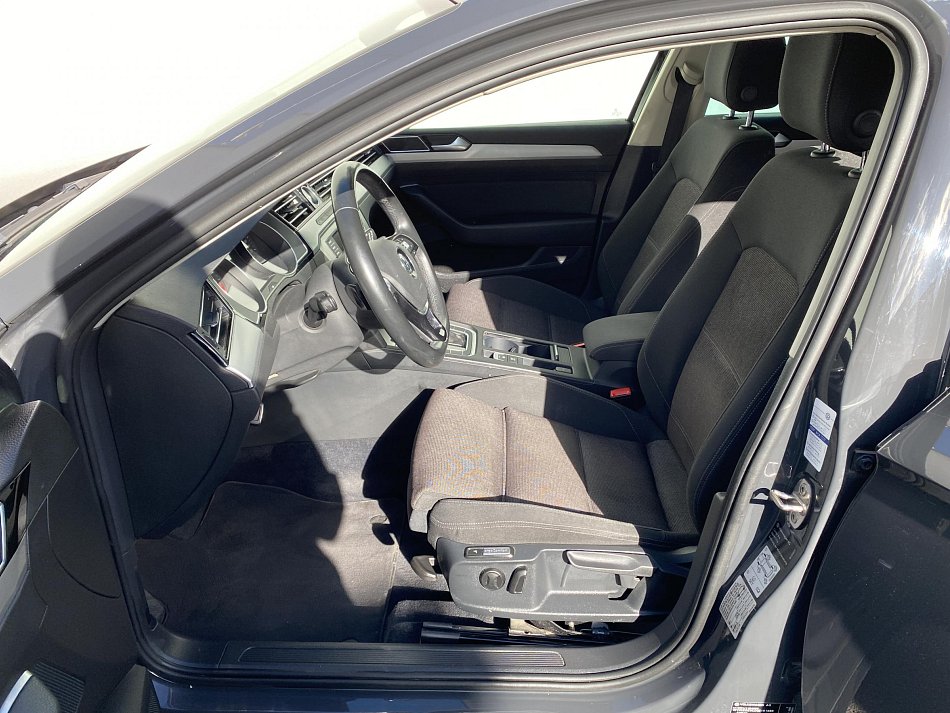 Volkswagen Passat 2.0 TDi Comfortline