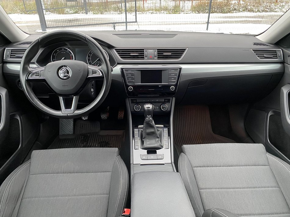 Škoda Superb III 1.4 TSi Ambition