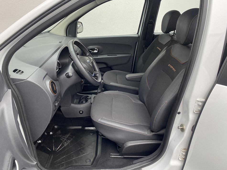 Dacia Lodgy 1.6 SCe Stepway