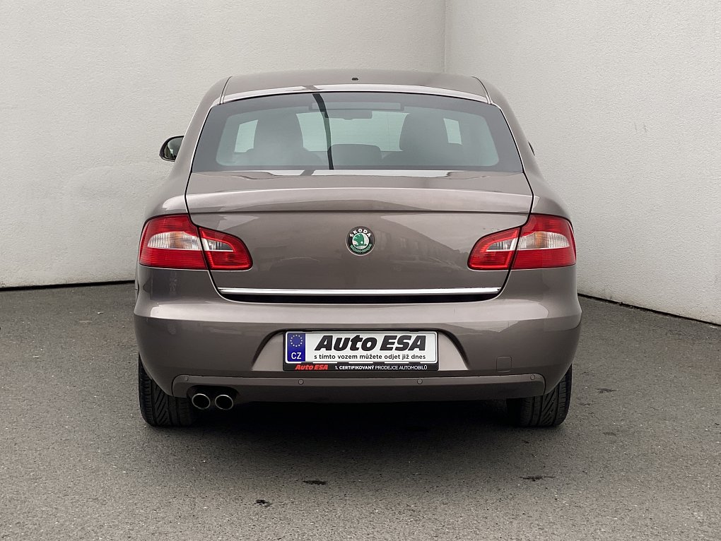 Škoda Superb II 2.0 TDi Ambition