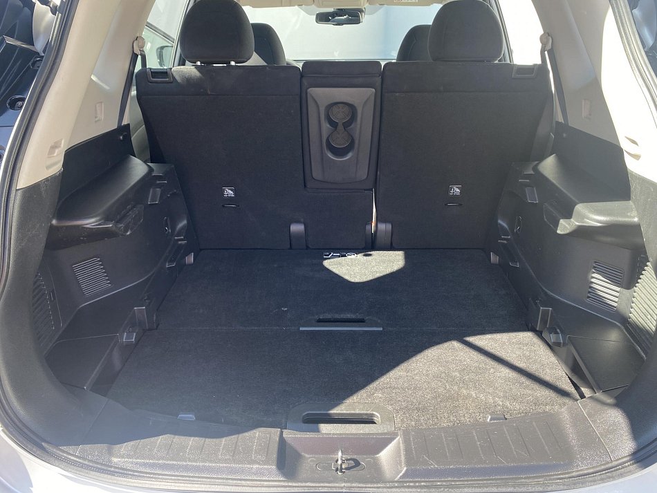 Nissan X-Trail 1.6 DiG-T Visia