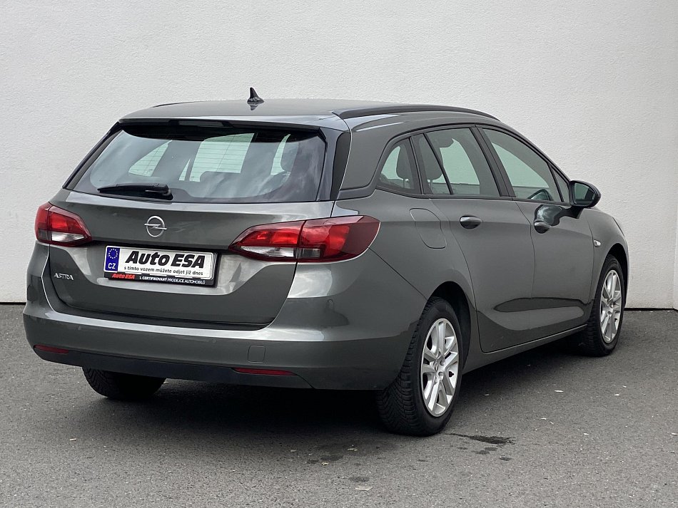Opel Astra 1.6 CDTI 