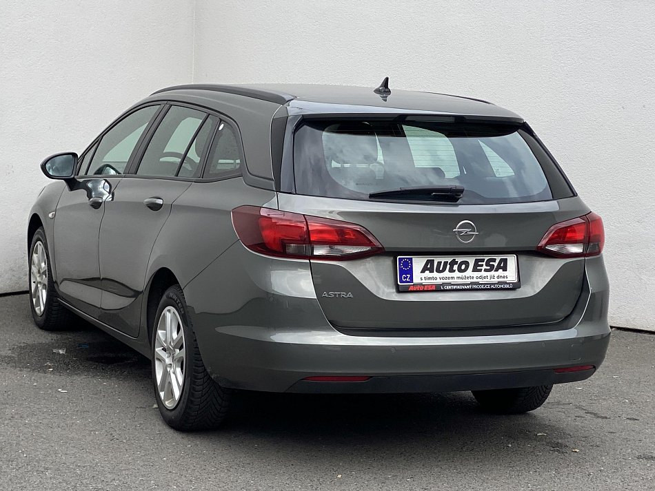 Opel Astra 1.6 CDTI 