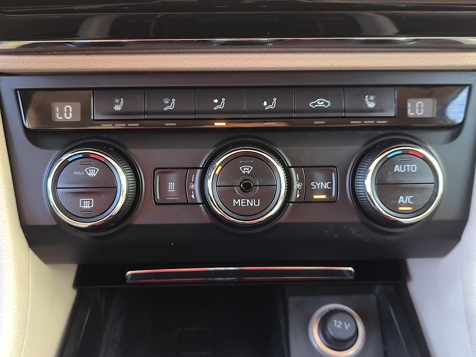 Škoda Superb III 2.0TDI L&K 4x4