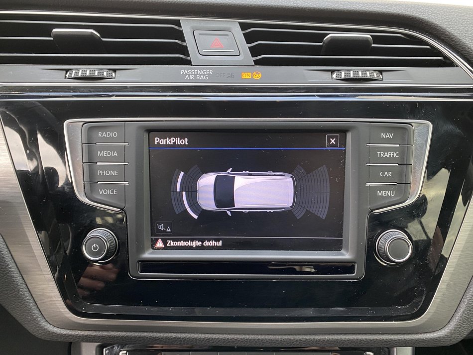 Volkswagen Touran 1.6 TDi 