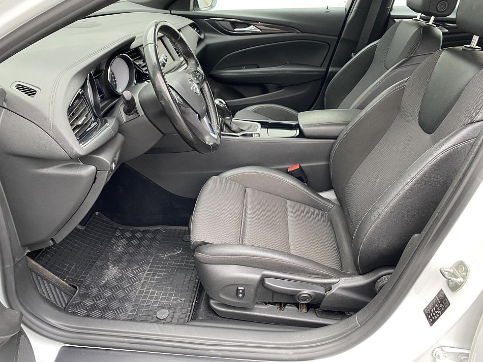 Opel Insignia 2.0 CDTi Elegance