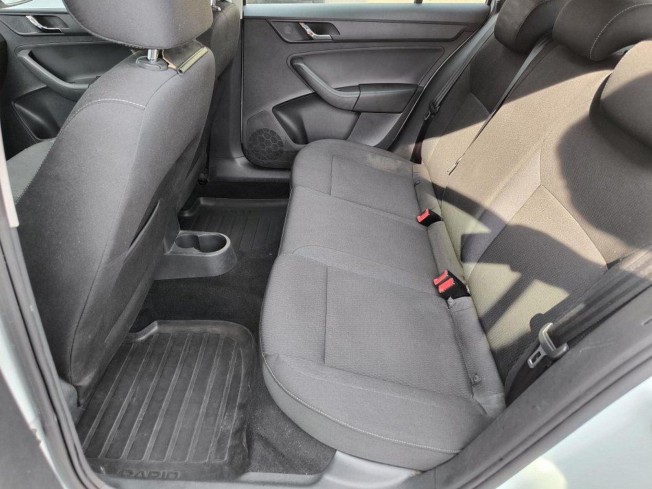 Škoda Rapid 1.6 TDi Ambition