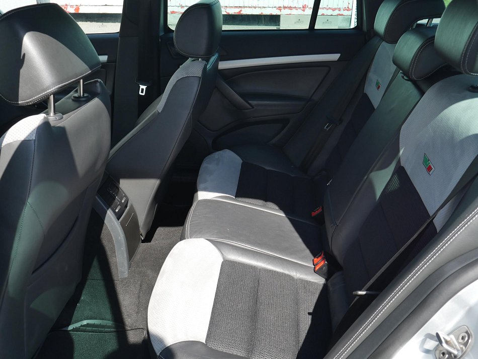 Škoda Octavia II 2.0 TDi RS