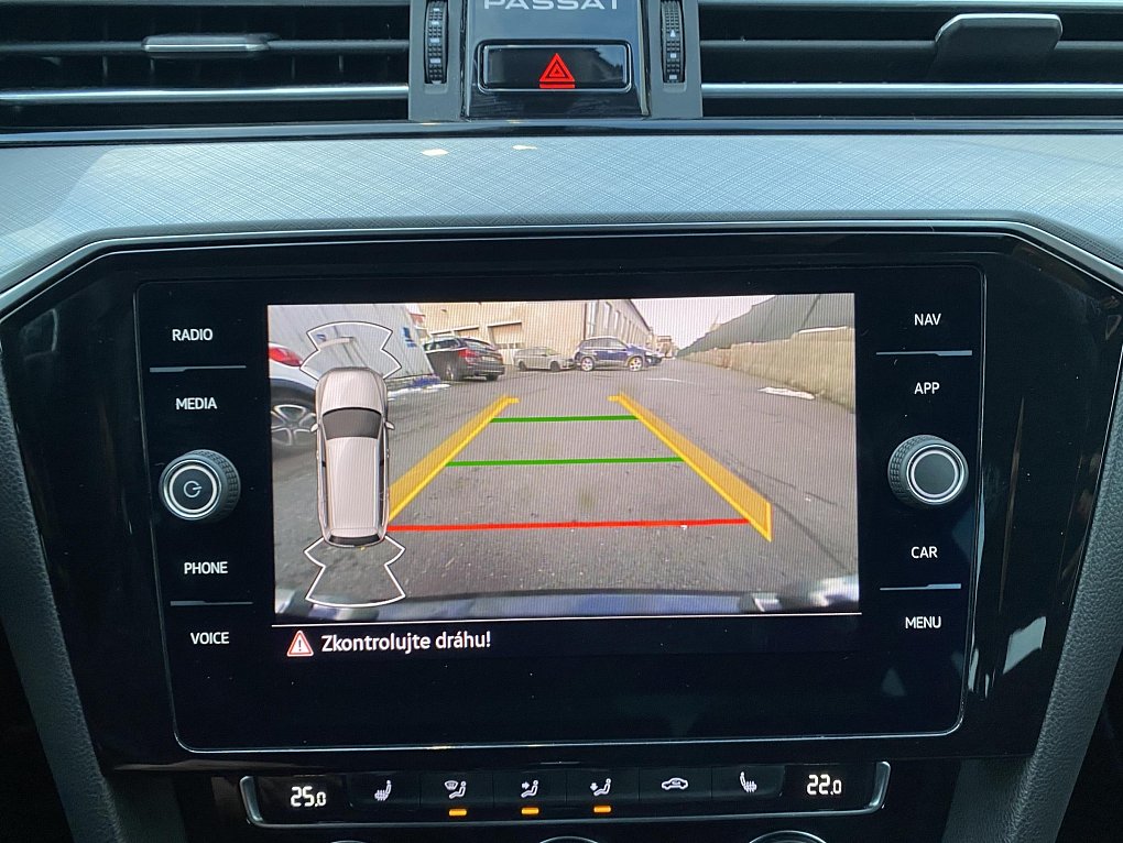 Volkswagen Passat 2.0 TDi Business