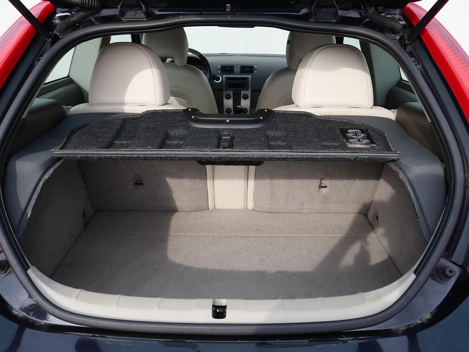 Volvo C30 2.0D 