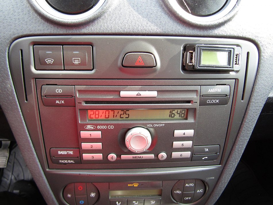 Ford Fusion 1.4i 